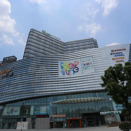 Holiday Inn Express - Wuhan Optical Valley By Ihg Esterno foto