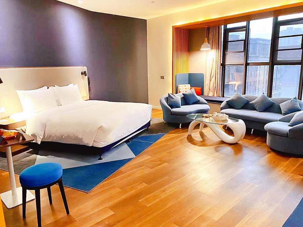 Holiday Inn Express - Wuhan Optical Valley By Ihg Esterno foto